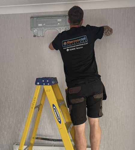 thermocool air conditioner installer installing air conditioning unit